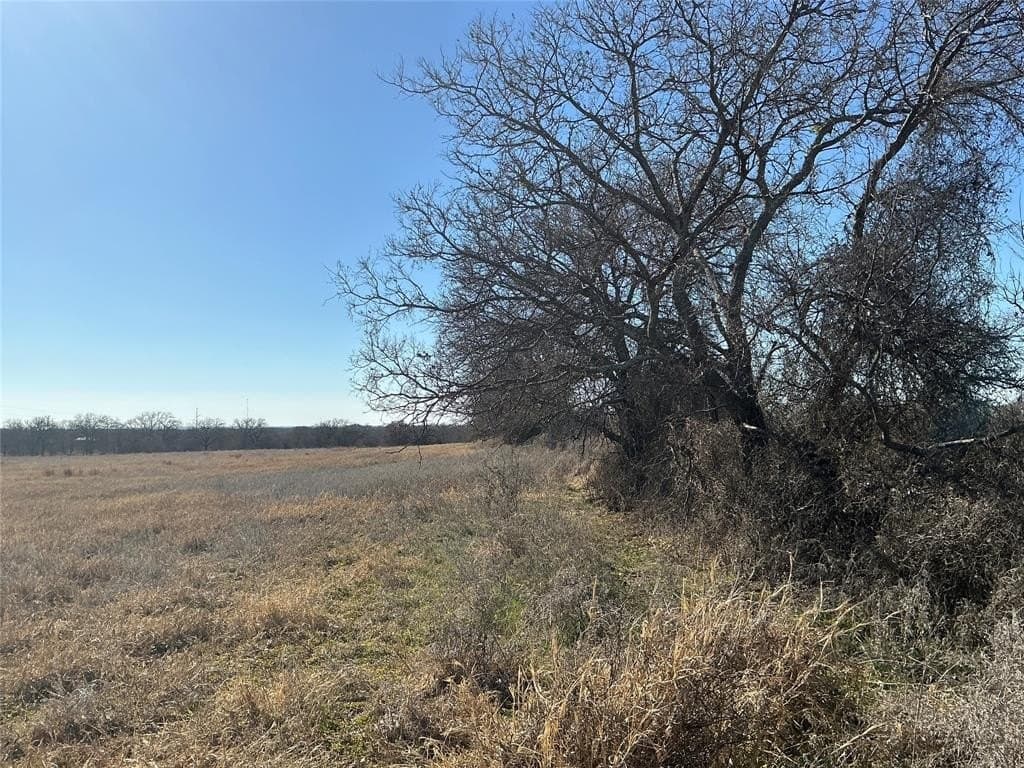 13.29 acres in Comanche County