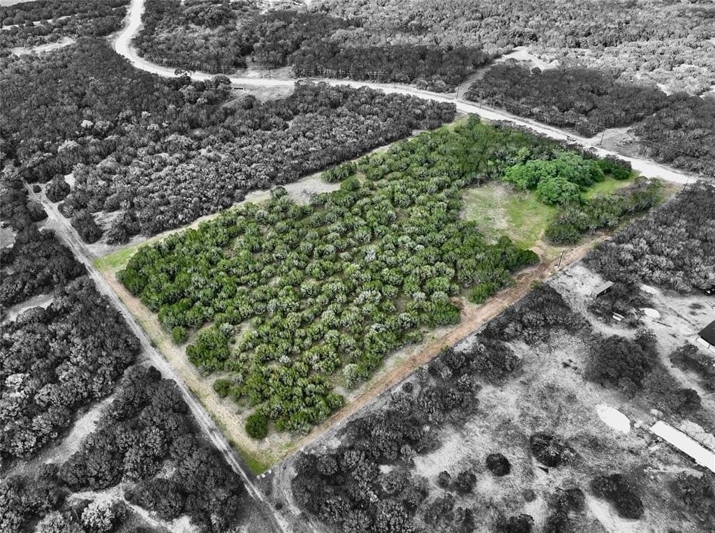 10 acres in Burnet County gallery image 3