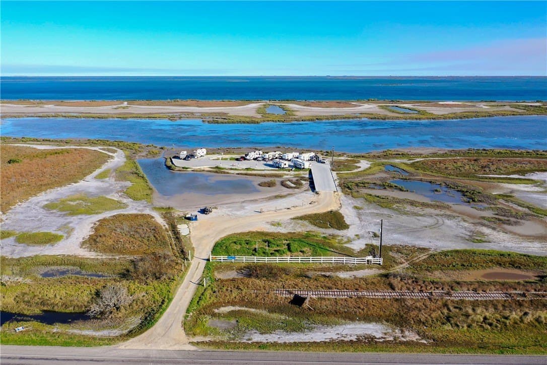 4.3 acres in Aransas County - photo 2