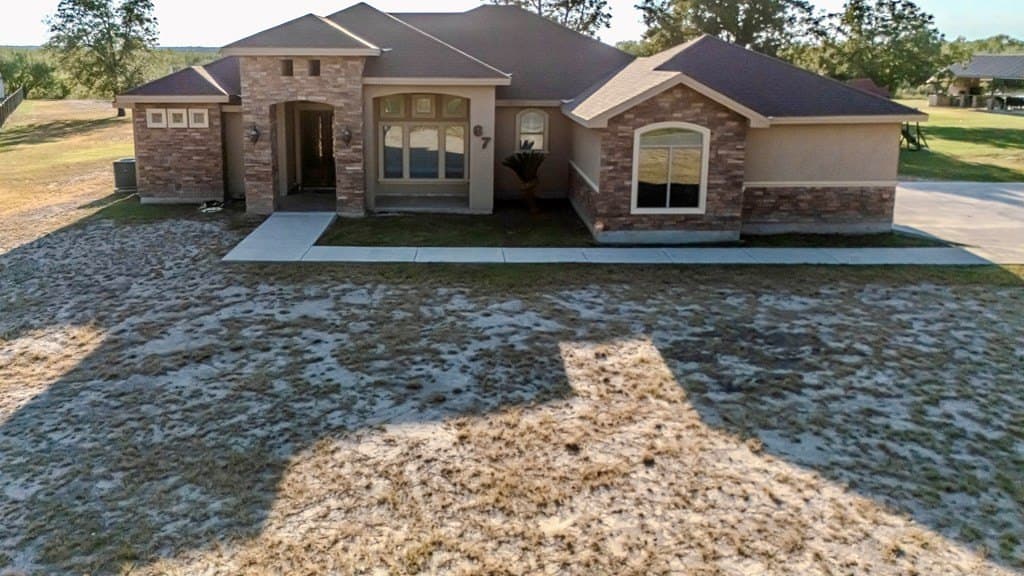 37,461 acres in Maverick County gallery image 3