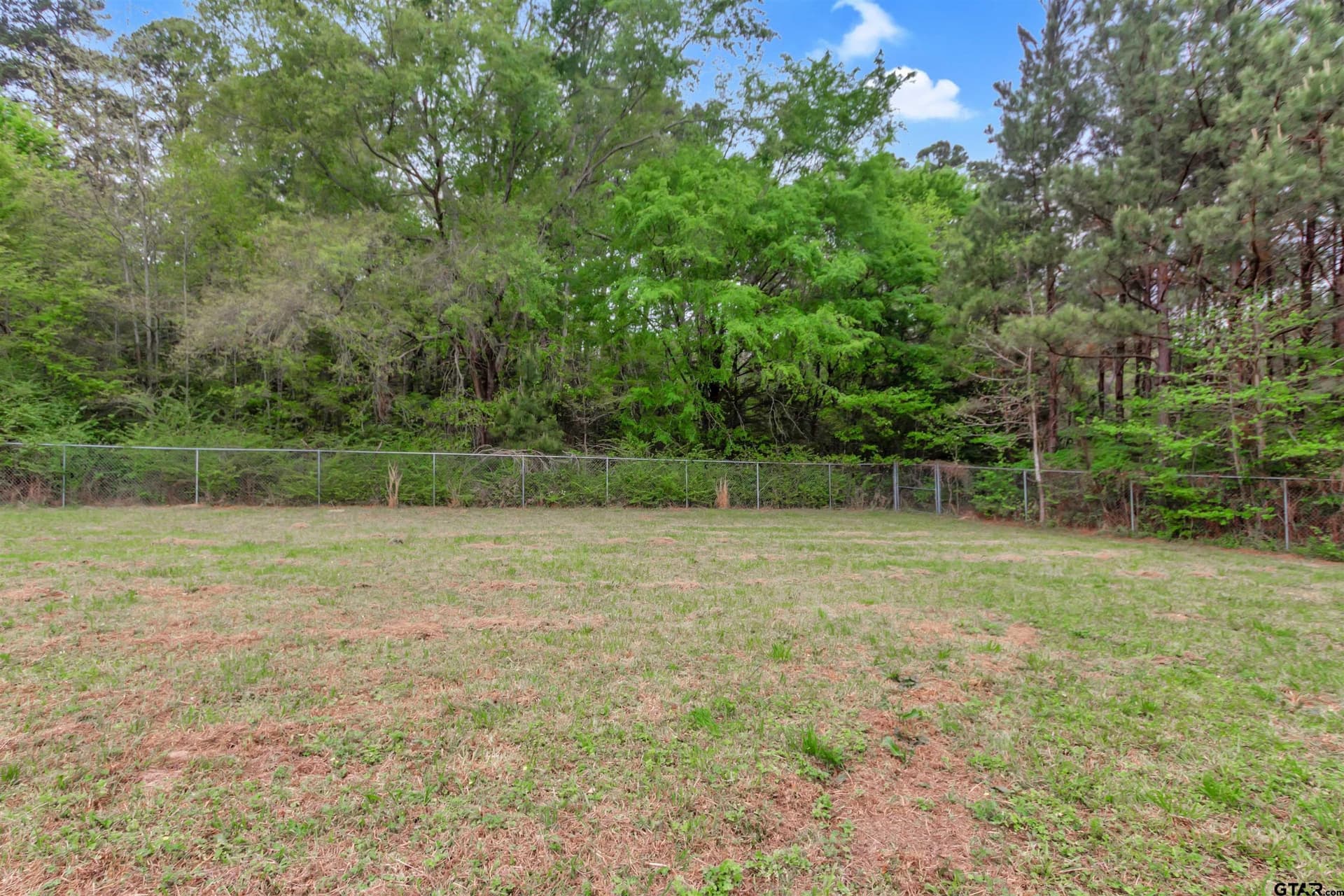 5.46 acres in Smith County gallery image 3