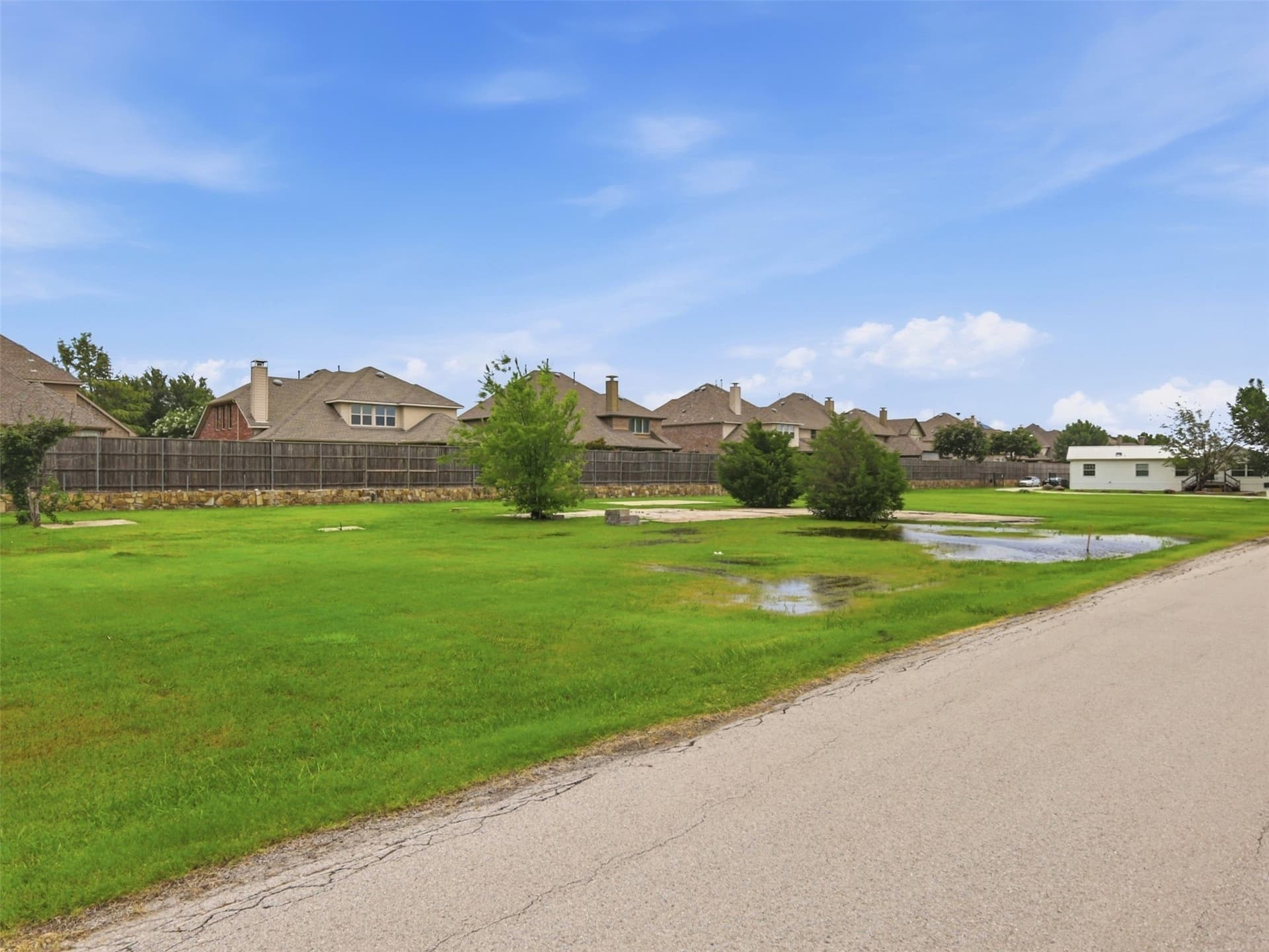 0.99 acres in Denton County gallery image 3