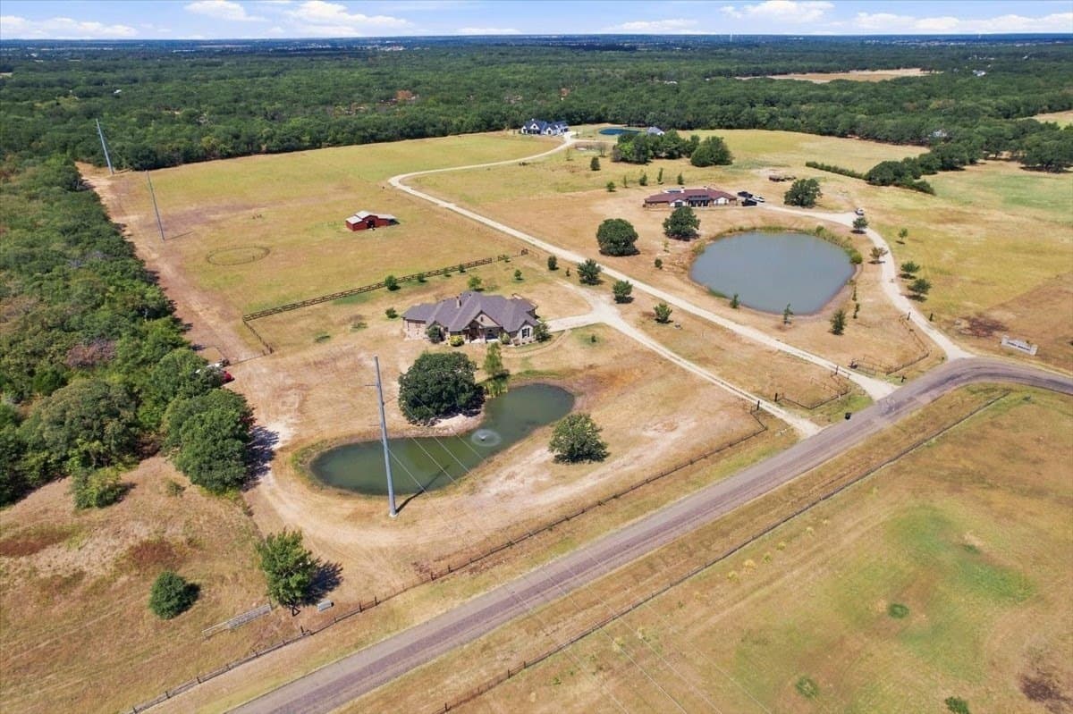 10.01 acres in Hunt County - photo 39