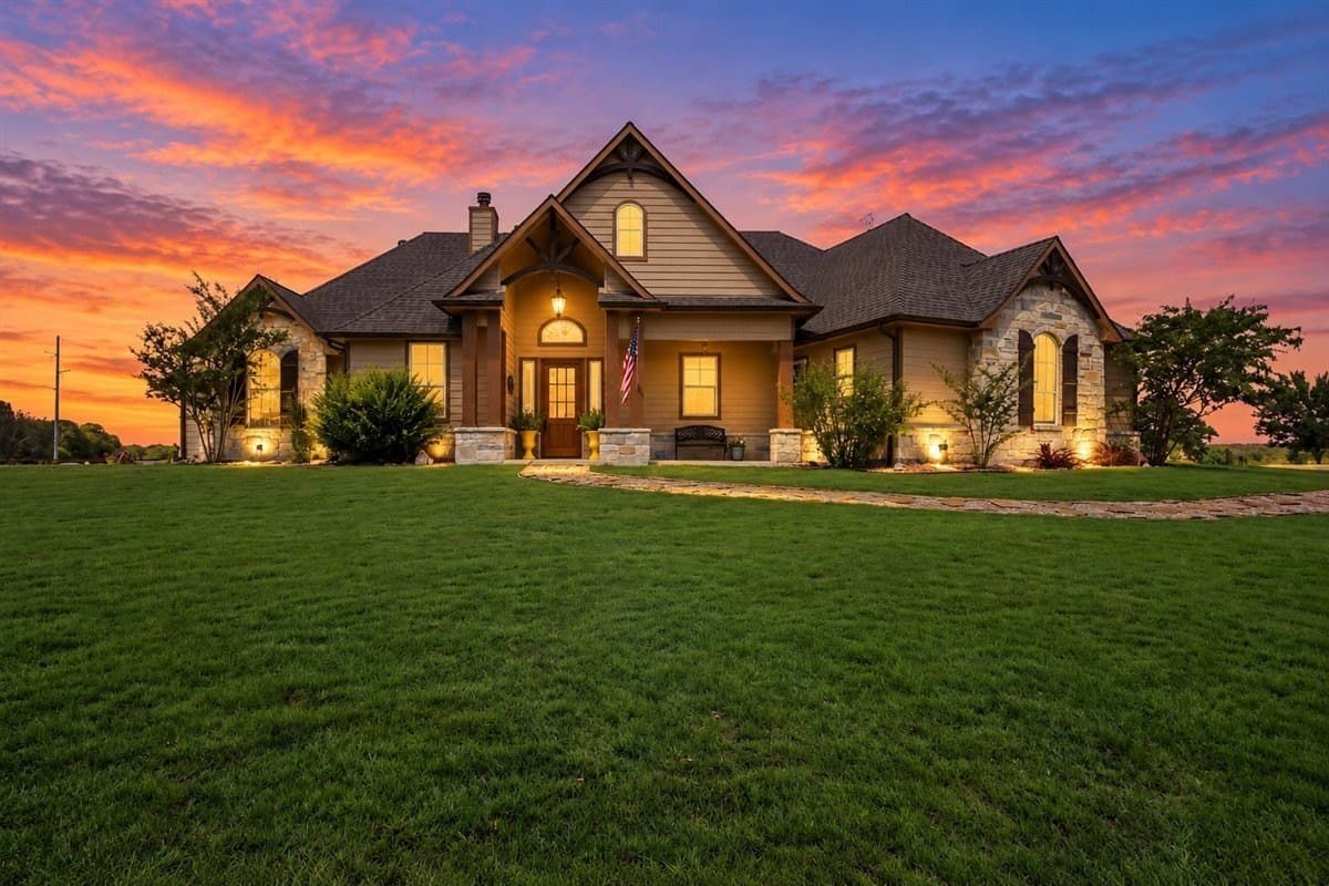 10.01 acres in Hunt County - photo 2