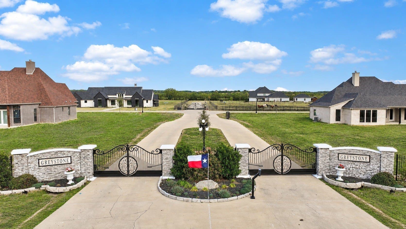 1.02 acres in Ellis County