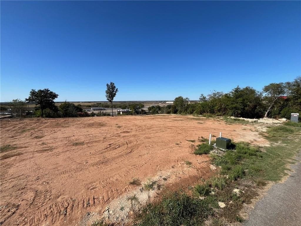 0.33 acres in McLennan County gallery image 3