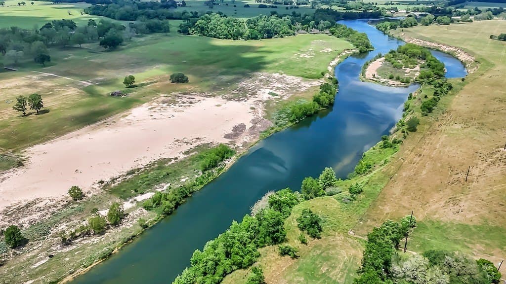 22.49 acres in Colorado County - photo 26