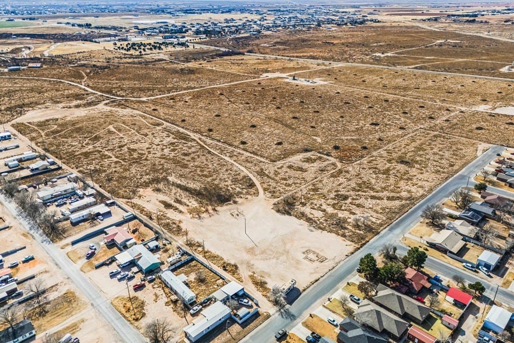 13 acres in Gaines County gallery image 2