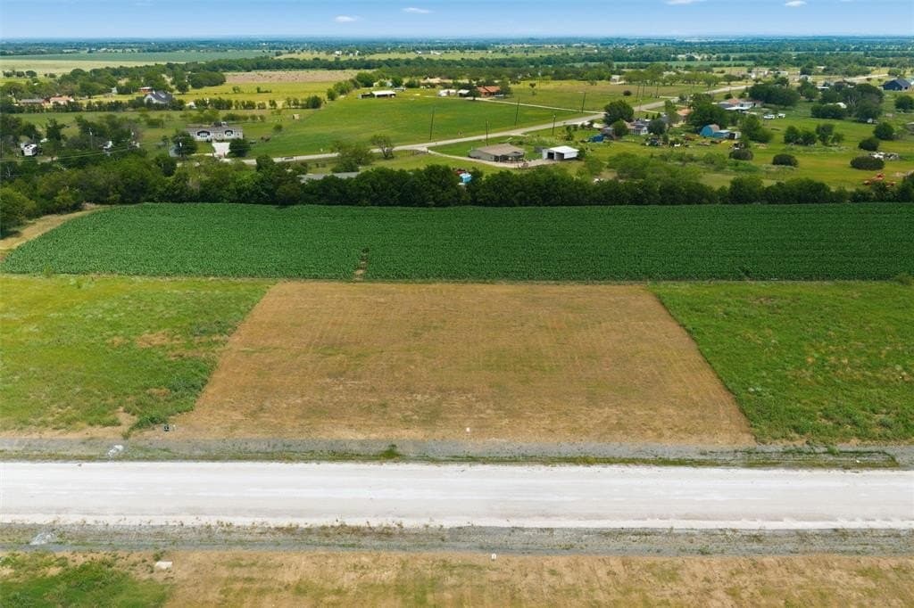 1 acres in McLennan County gallery image 4