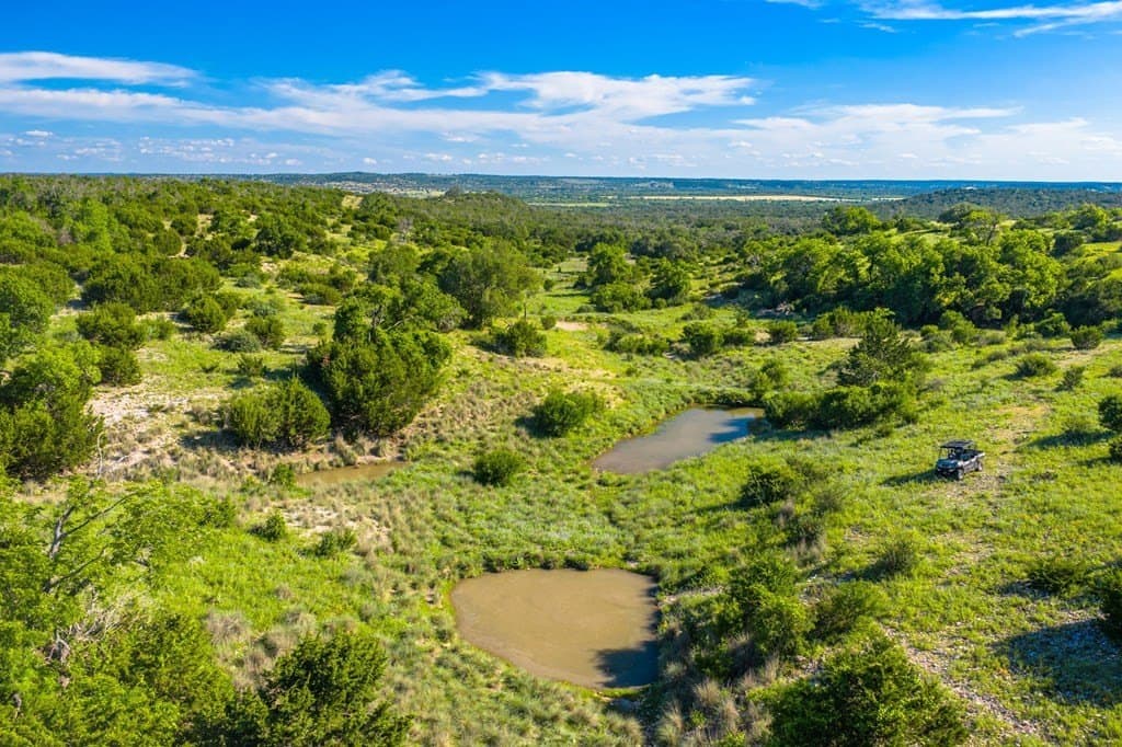 312.01 acres in Gillespie County - photo 11