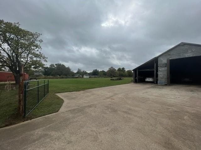 1.8 acres in Grayson County gallery image 2