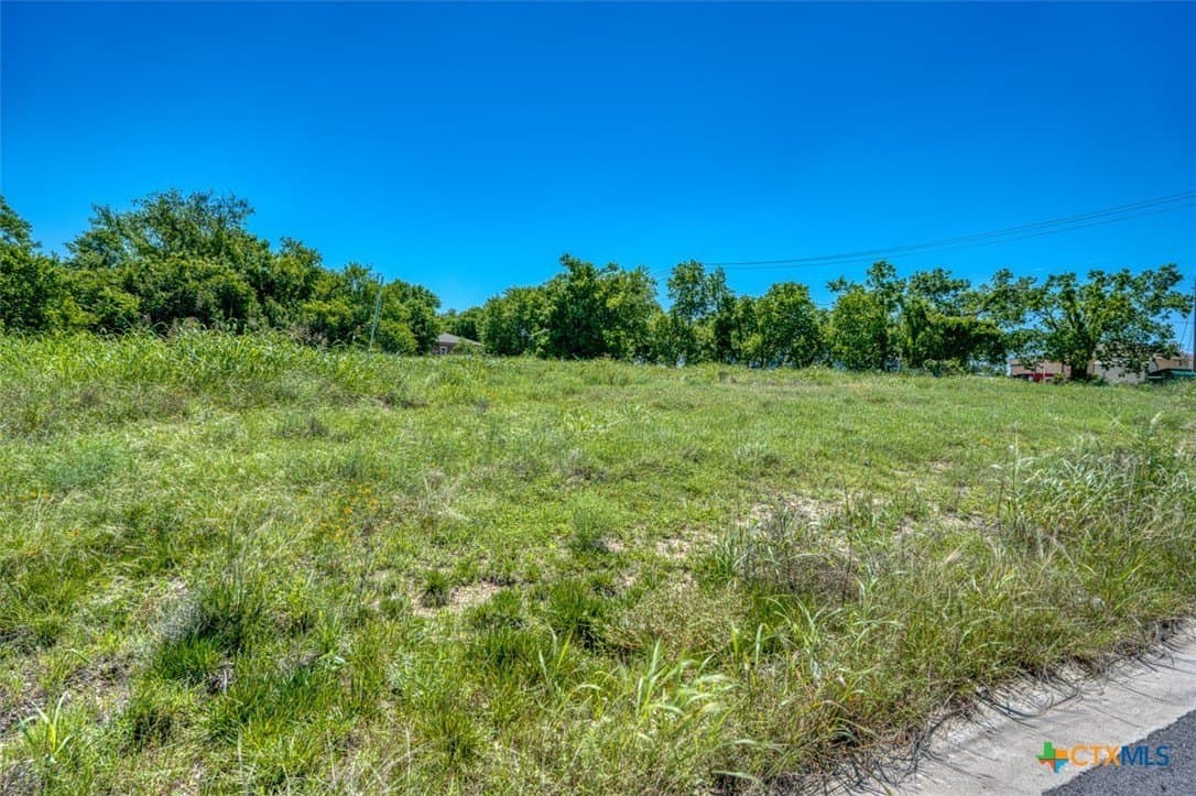 0.63 acres in Bell County - photo 9