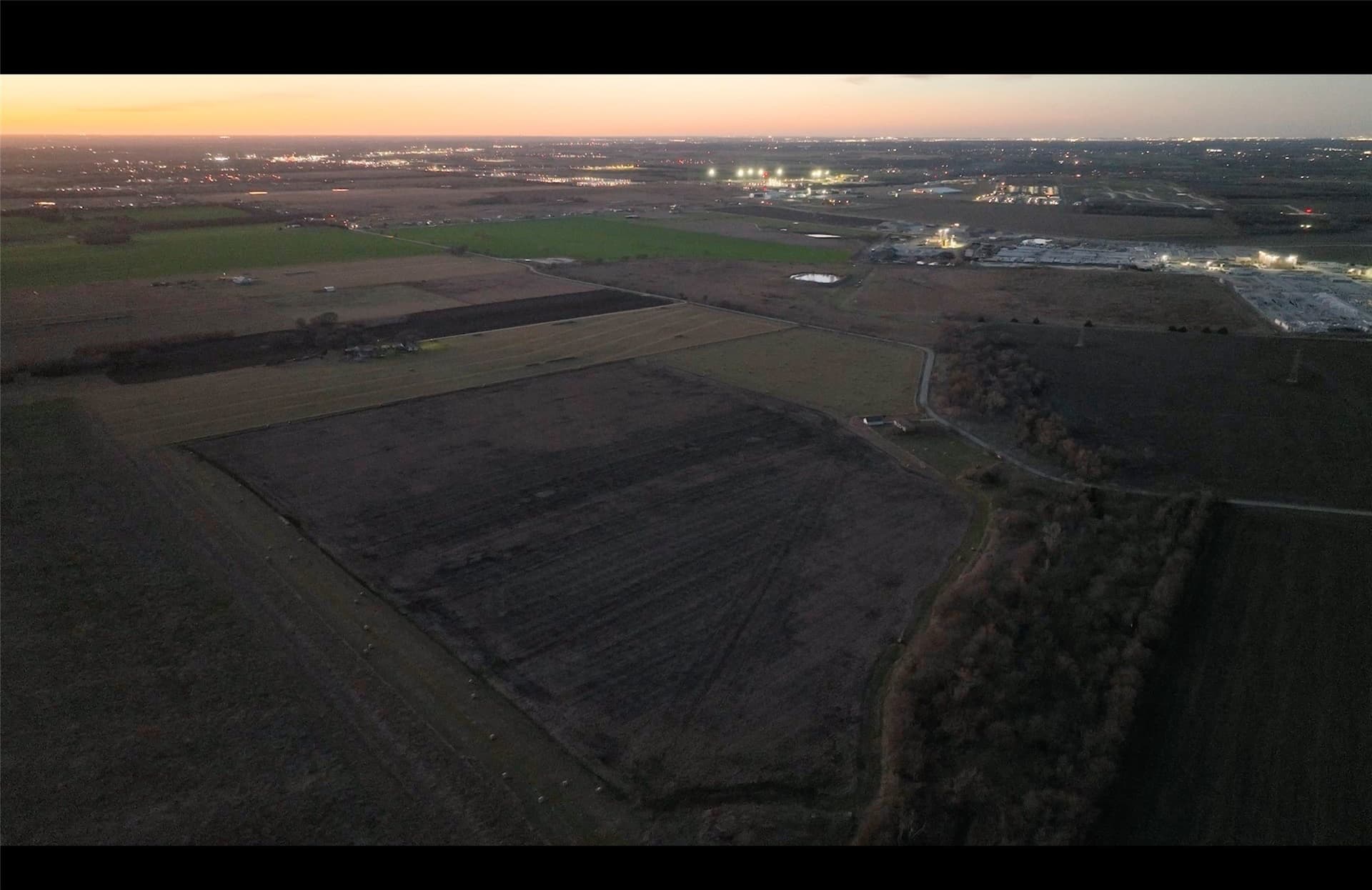11 acres in Johnson County gallery image 3