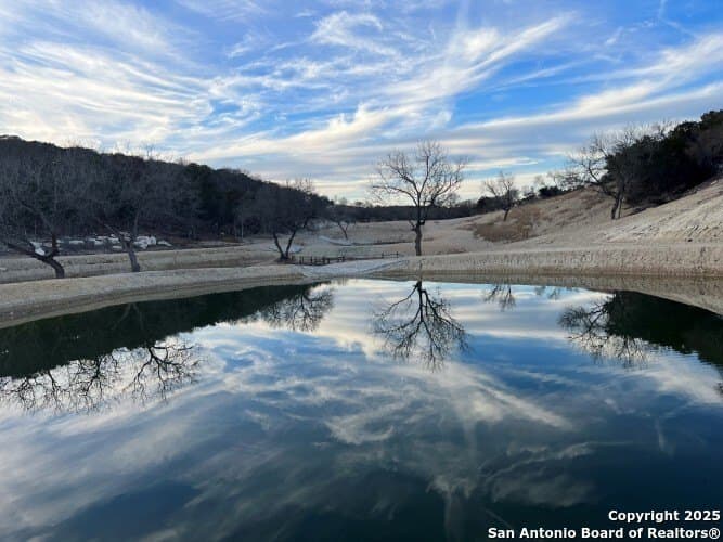 12.97 acres in Kerr County gallery image 4