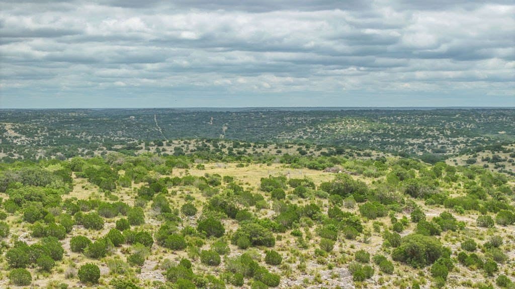 130.17 acres in Edwards County - photo 30