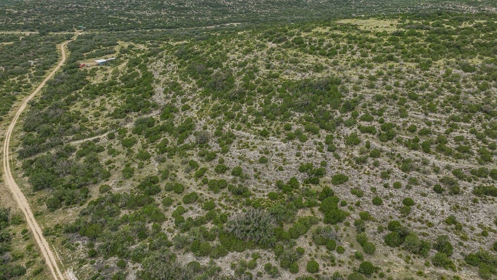 130.17 acres in Edwards County - photo 43