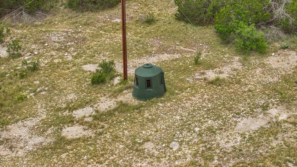 130.17 acres in Edwards County - photo 24