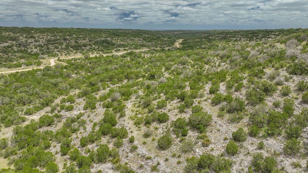 130.17 acres in Edwards County - photo 32