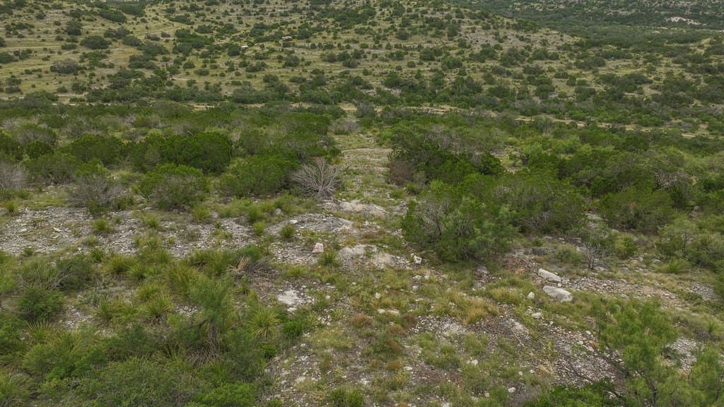130.17 acres in Edwards County - photo 41