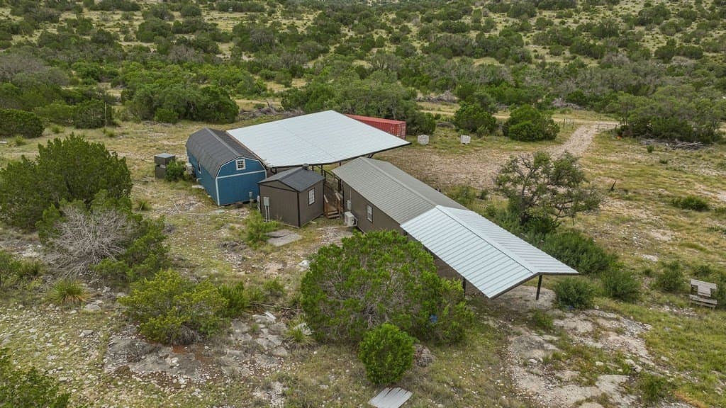 130.17 acres in Edwards County - photo 19