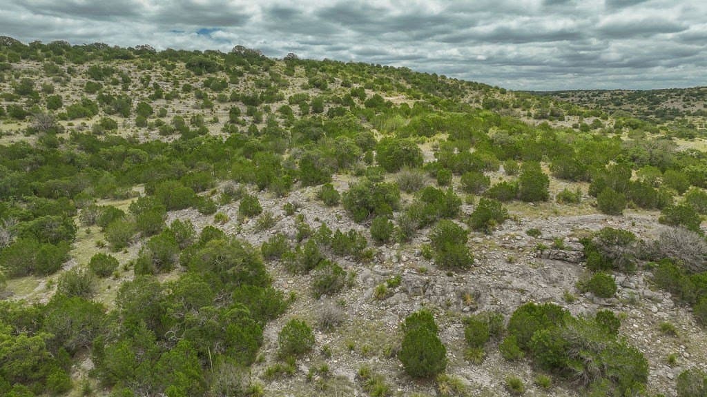 130.17 acres in Edwards County - photo 29