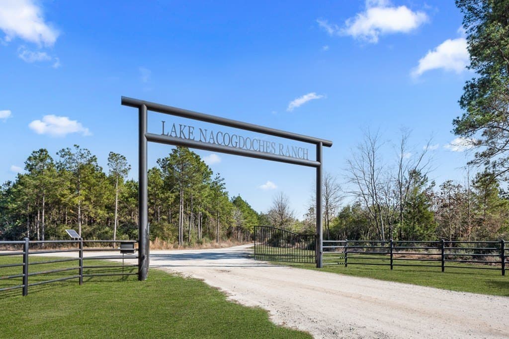 11.45 acres in Texas County gallery image 2