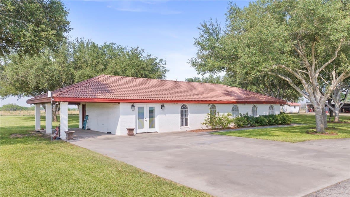 11.67 acres in Live Oak County - photo 3
