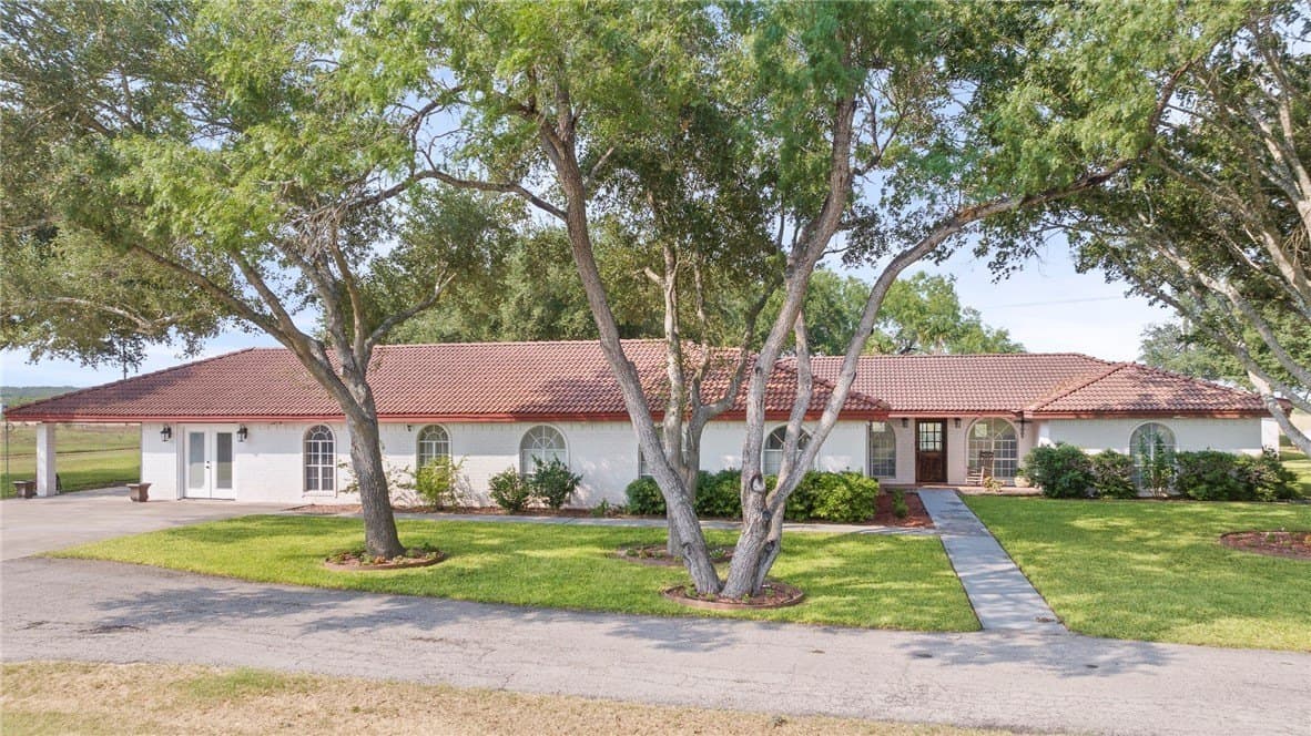 11.67 acres in Live Oak County - photo 2