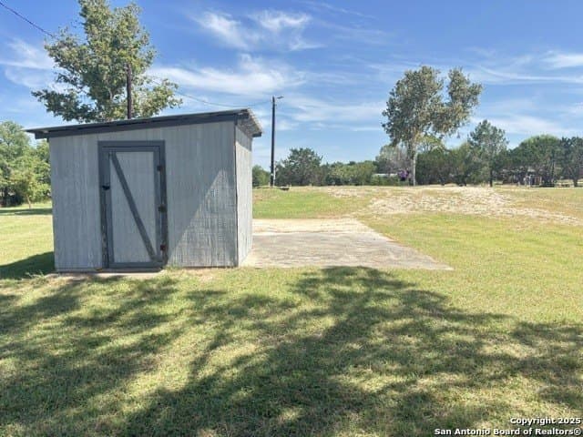 2.95 acres in Bandera County - photo 9