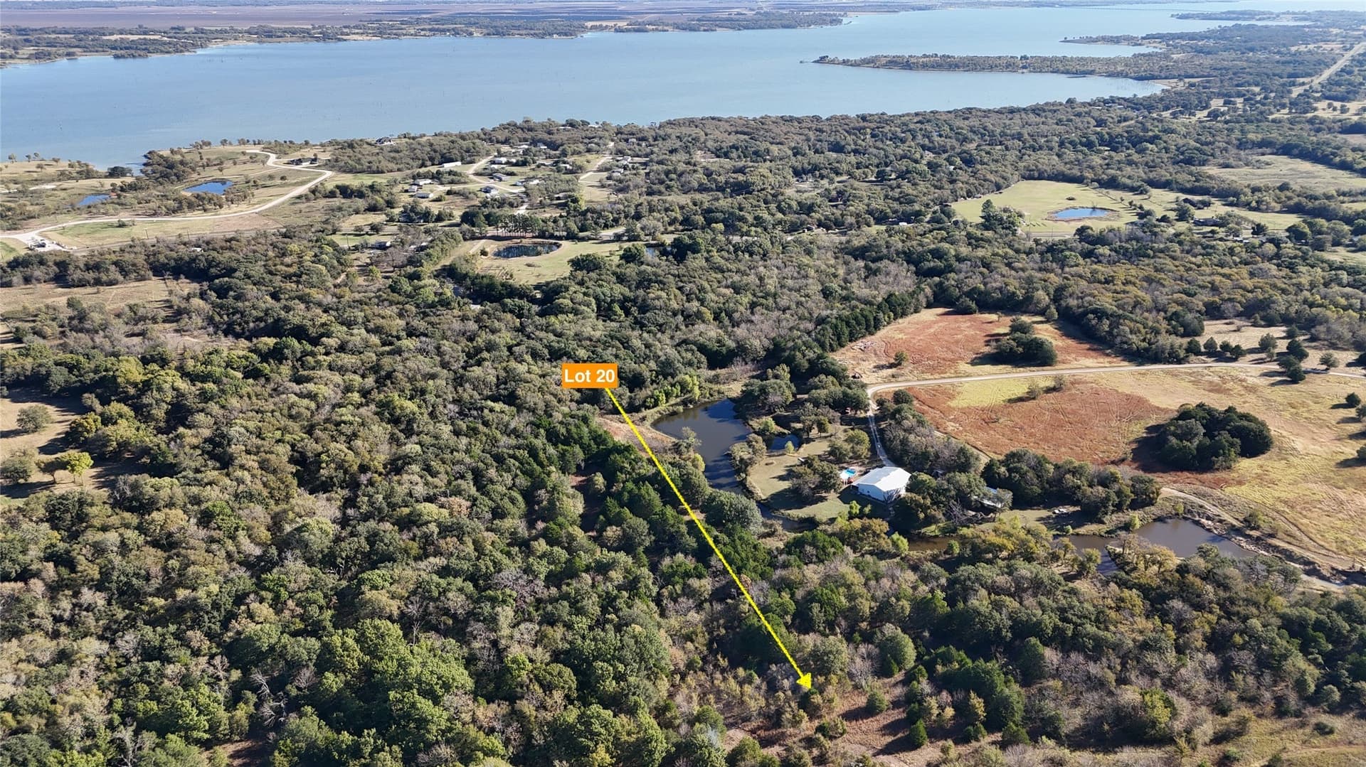 0.55 acres in Navarro County - photo 15