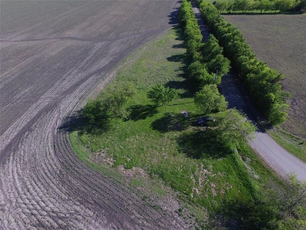 1.4 acres in Collin County gallery image 4