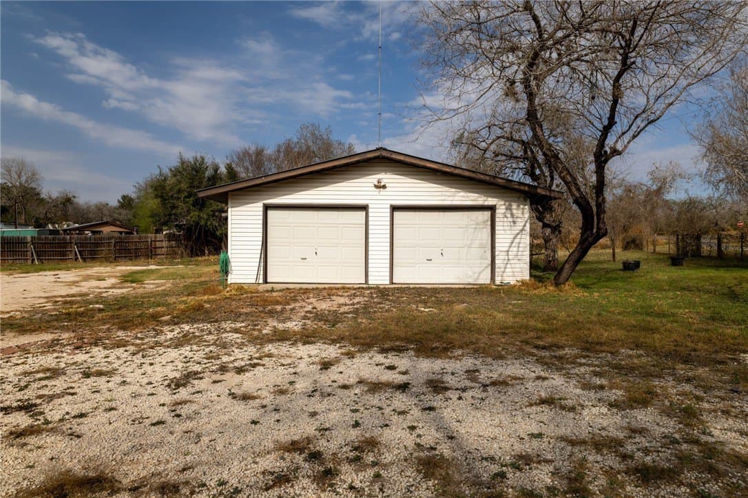 0.54 acres in Live Oak County gallery image 2