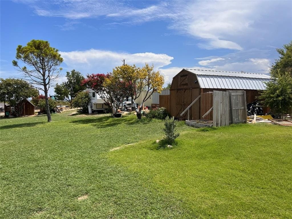 1.25 acres in Parker County gallery image 2