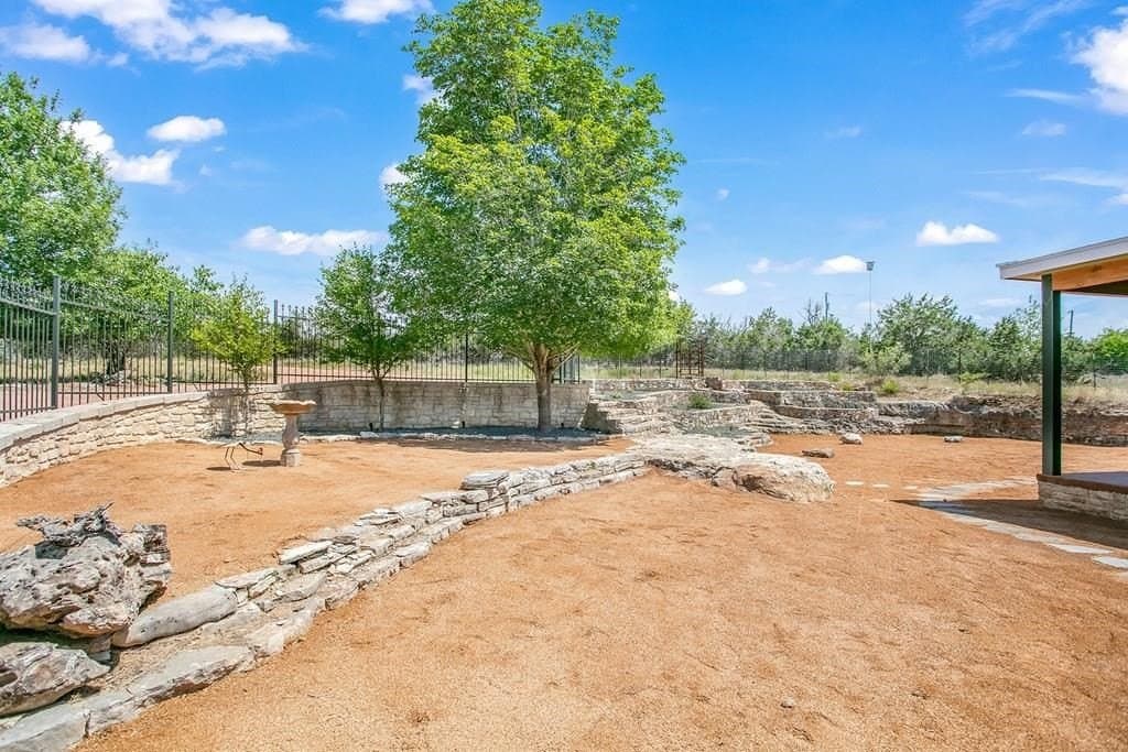 28.26 acres in Gillespie County - photo 14