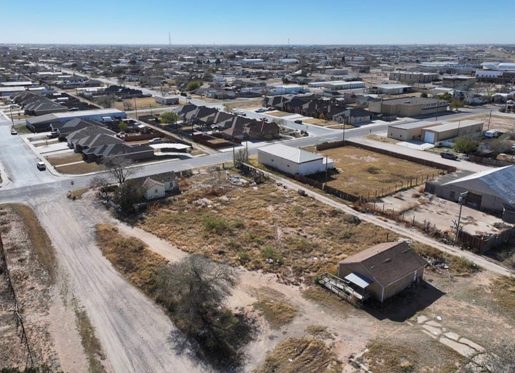 0.19 acres in Midland County gallery image 3