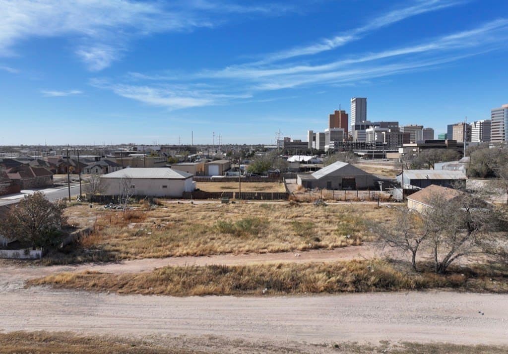 0.19 acres in Midland County gallery image 4