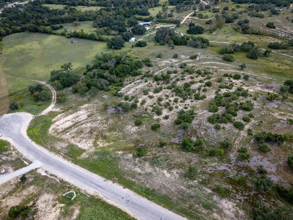 5 acres in Blanco County - photo 2