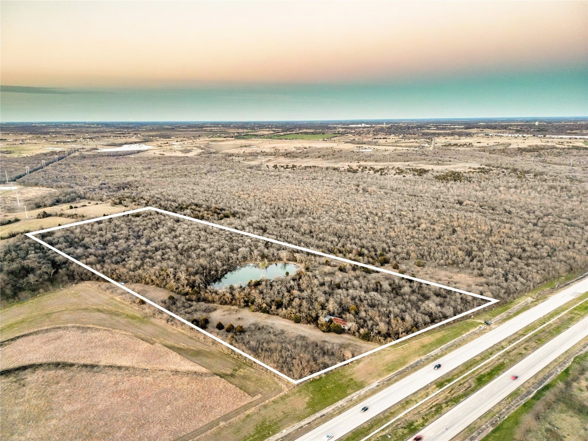 30.12 acres in Ellis County - photo 3