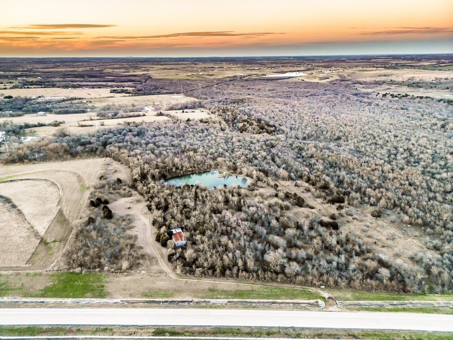 30.12 acres in Ellis County - photo 5