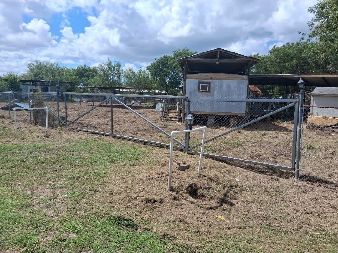 0.35 acres in Cameron (TX) County - photo 5