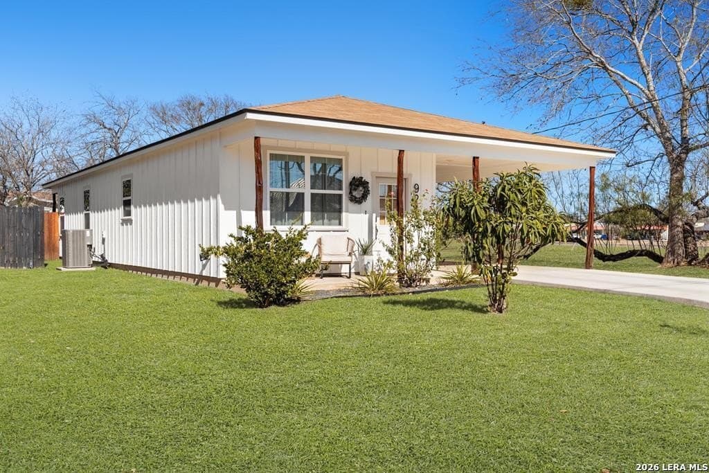 17 acres in Gillespie County gallery image 2