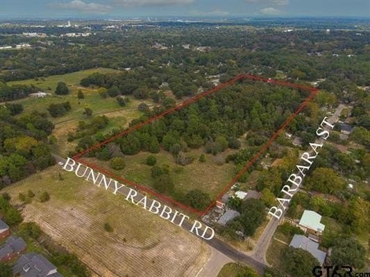 15 acres in Henderson County