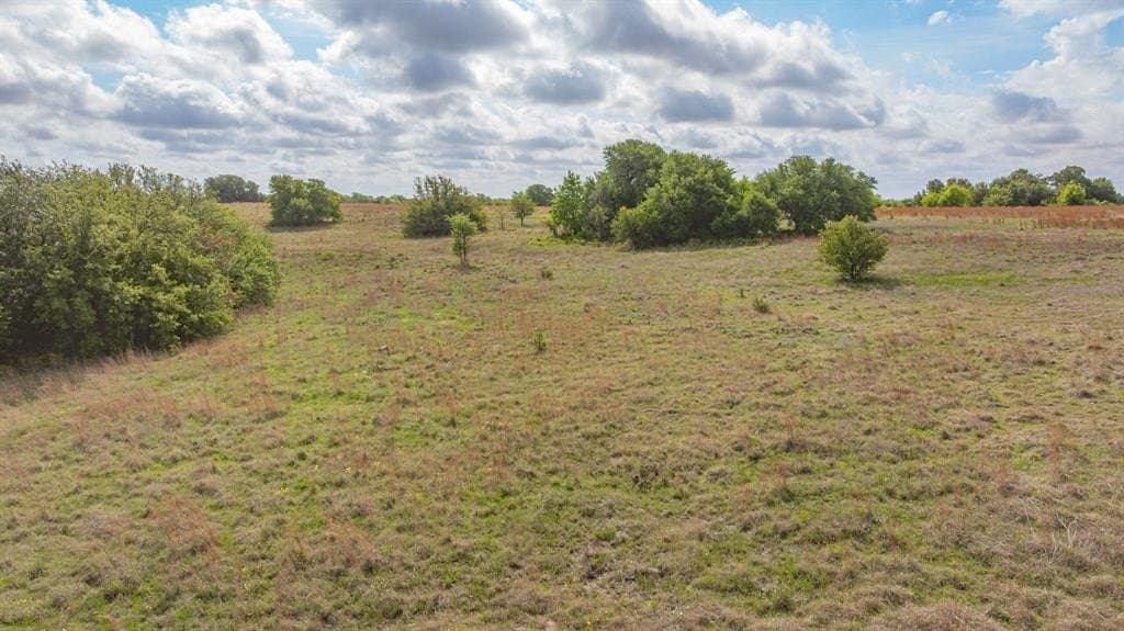 11.35 acres in Erath County