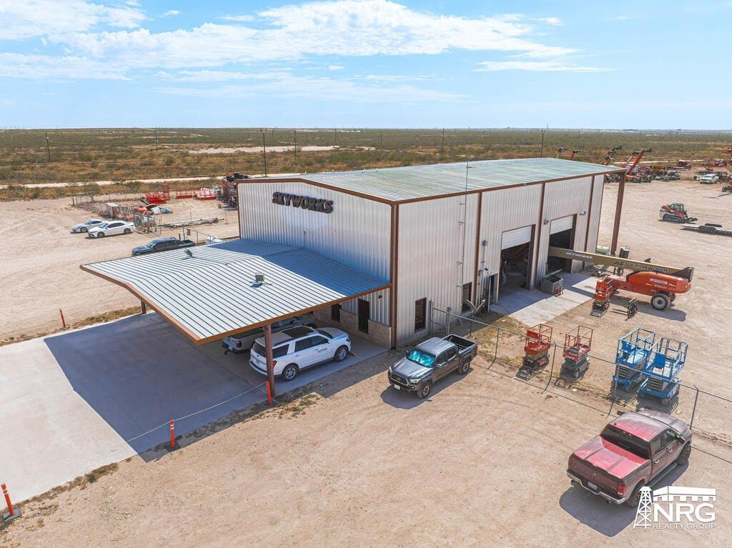 10 acres in Midland County - photo 3