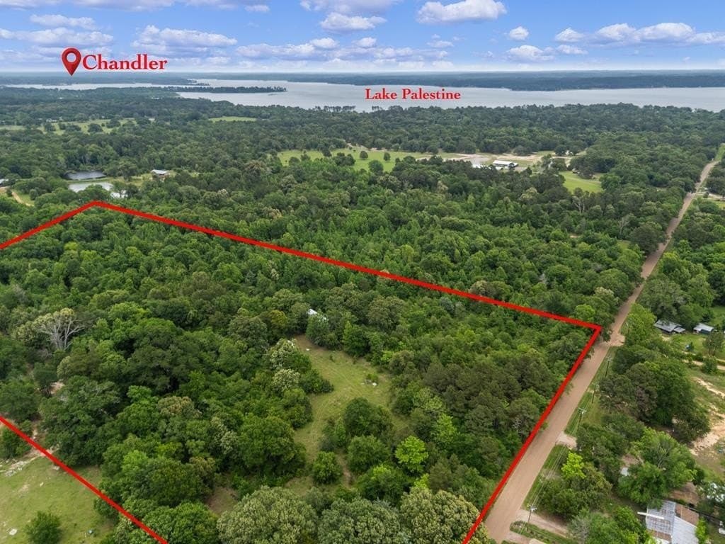 18 acres in Henderson County