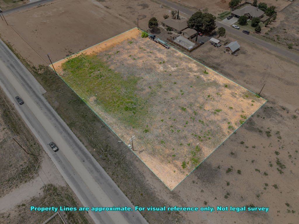 1.7 acres in Midland County gallery image 3