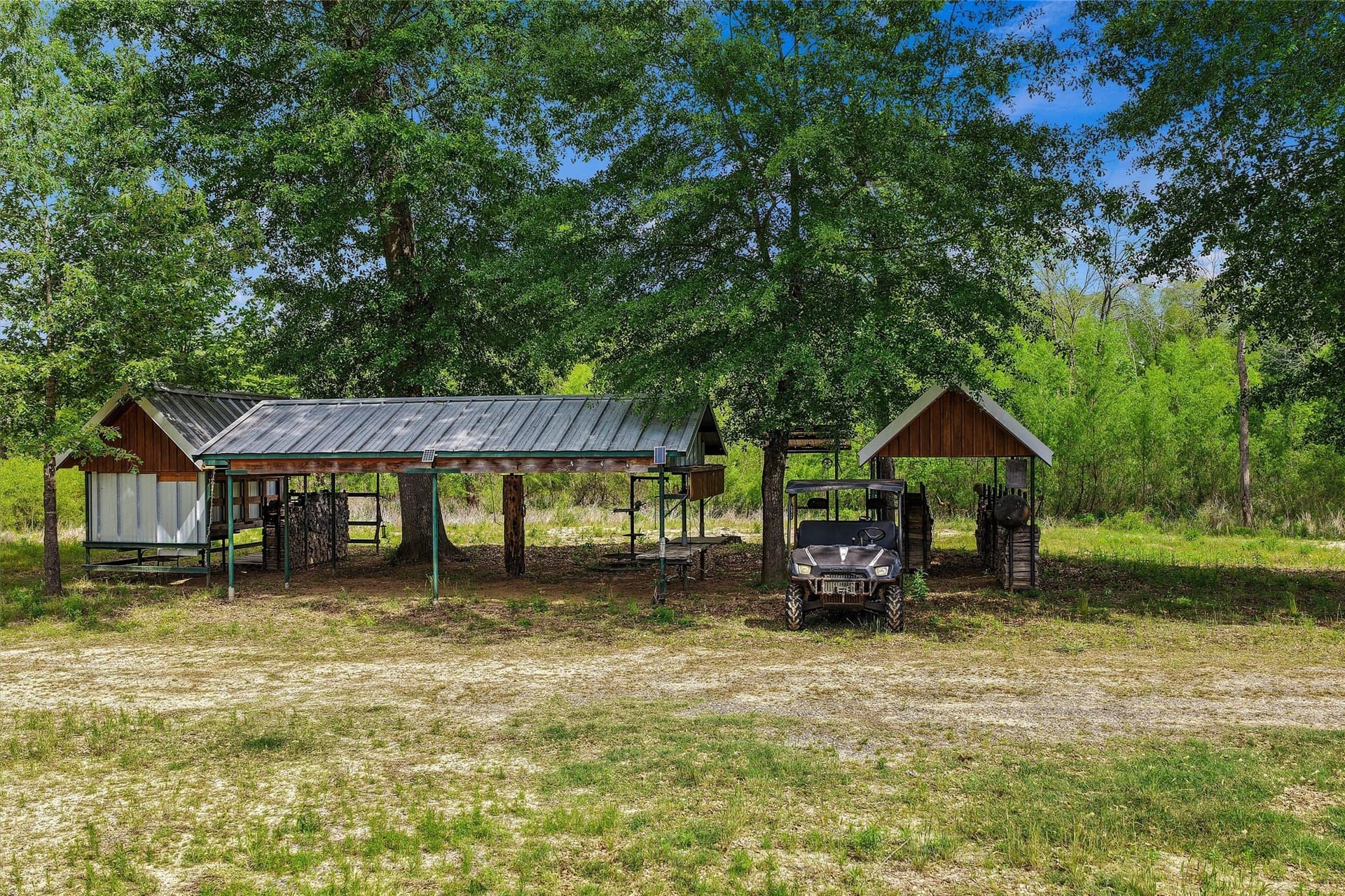702.52 acres in Panola County - photo 2