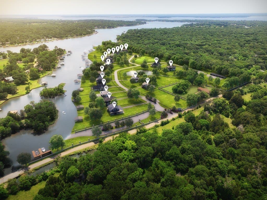 0.97 acres in Henderson County gallery image 2