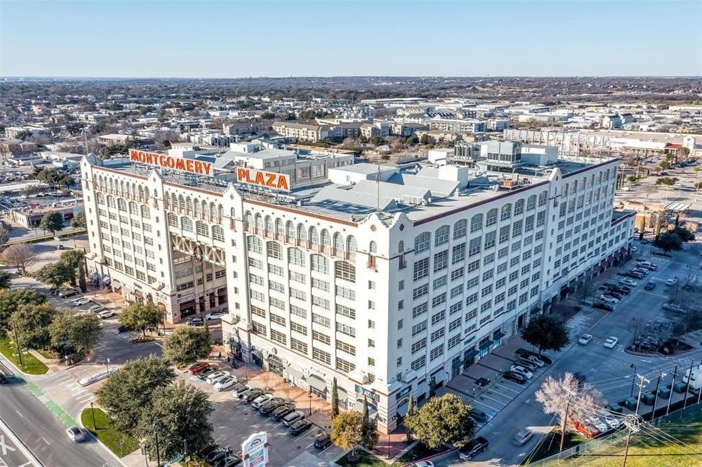 10.68 acres in Tarrant County gallery image 3