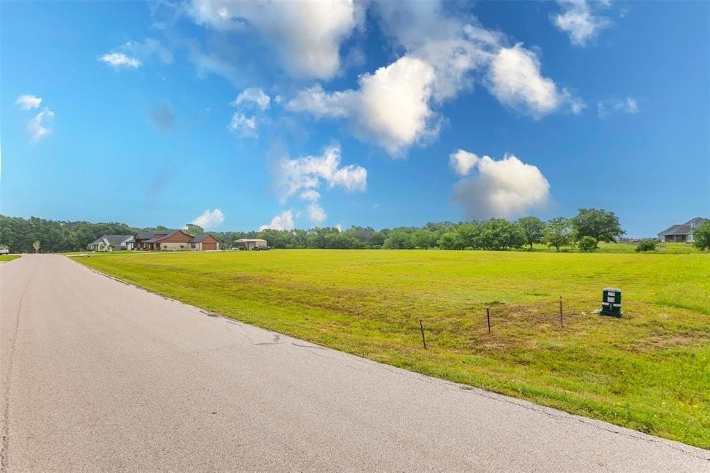 2.07 acres in Johnson County gallery image 4